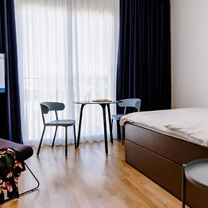 Camera con letto king size